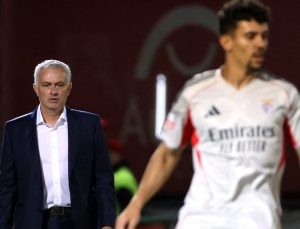 AVS 0-3 Benfica MAÇ SONUCU-ÖZET Mourinho’lu Benfica deplasmanda farklı kazandı!