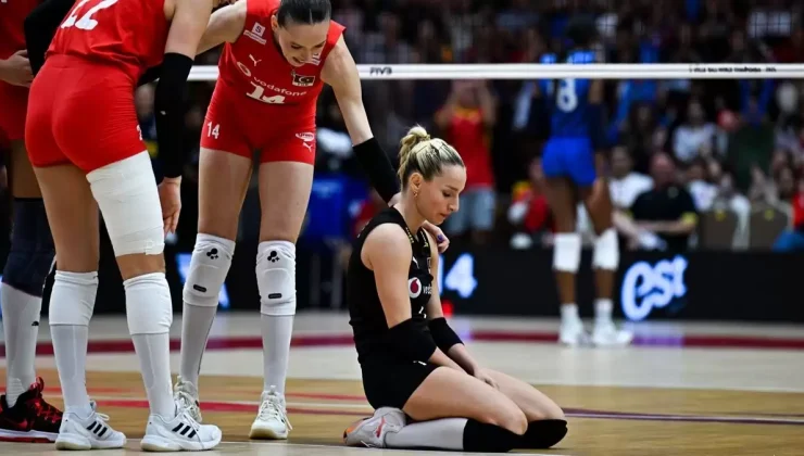 Çok hak etmiştik… Filenin Sultanları finalde kaybetti