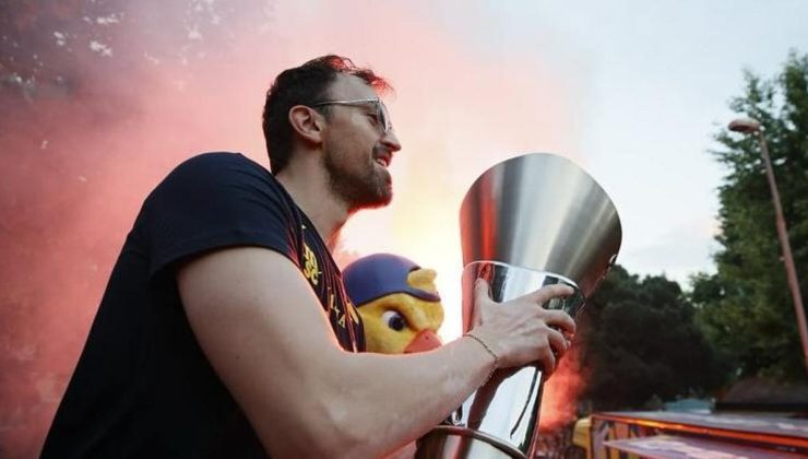 Fenerbahçe’de ayrılık! Yeni adresi herkesi şaşırttı
