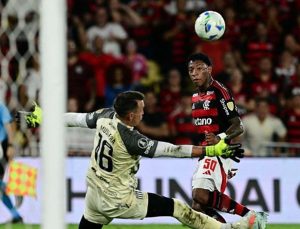 Muslera neye uğradığını şaşırdı! Henüz 15. saniyede…
