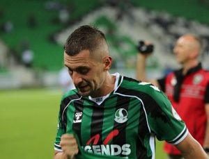 Sakaryaspor’da Burak Altıparmak’tan flaş paylaşım! Kadro dışı kalmıştı