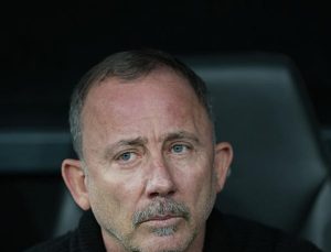 Beşiktaş’ta Sergen Yalçın’dan Fenerbahçe’ye yakın takip!