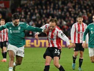 Brentford 3-2 Liverpool MAÇ SONUCU-ÖZET