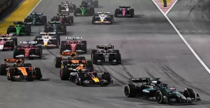 F1’de tarih yazıldı! McLaren’dan tüm zamanların en büyük geri dönüşü