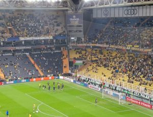 FENERBAHÇE HABERİ: Kadıköy’de tribünler Filistin’i unutmadı!