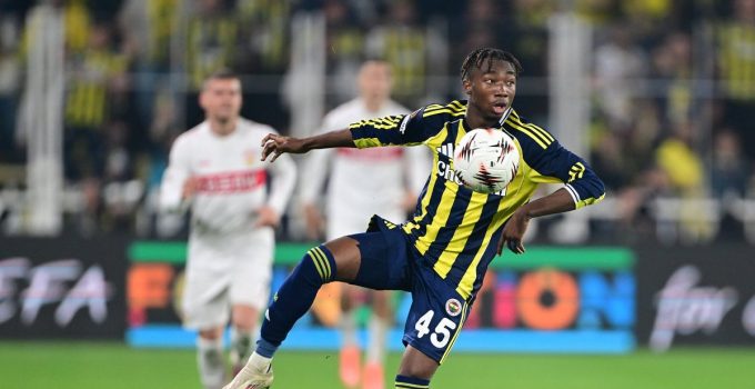 Fenerbahçe’nin penaltısına ofsayt engeli! İşte o pozisyon