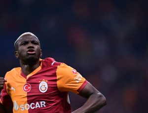 G.Saray Victor Osimhen’in penaltısıyla Liverpool karşısında öne geçti!