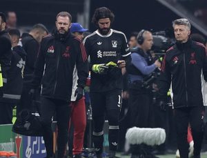 Liverpool’da Alisson Becker, en az 2 hafta forma giyemeyecek