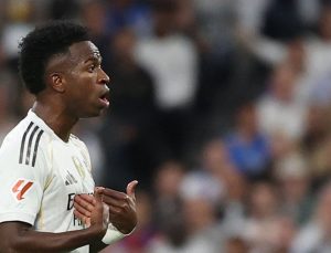 Real Madrid’de Vinicius Jr.’dan şok hareket! Soyunma odasına gitti