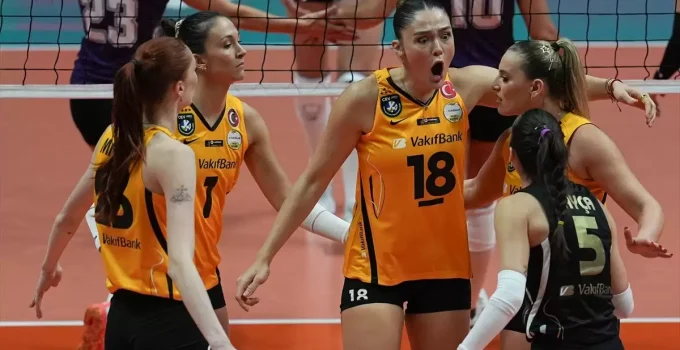 Son şampiyon VakıfBank sezona Zeren Spor galibiyetiyle başladı!