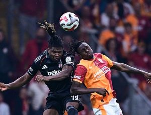 Wilfried Singo oyuna devam edemedi!