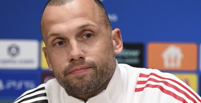 John Heitinga:Galatasaray maçı en önemli maç olacak!
