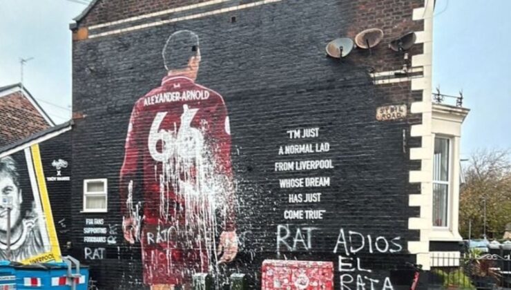 Liverpool’da Trent Alexander-Arnold’un duvar resmi tahrip edildi!