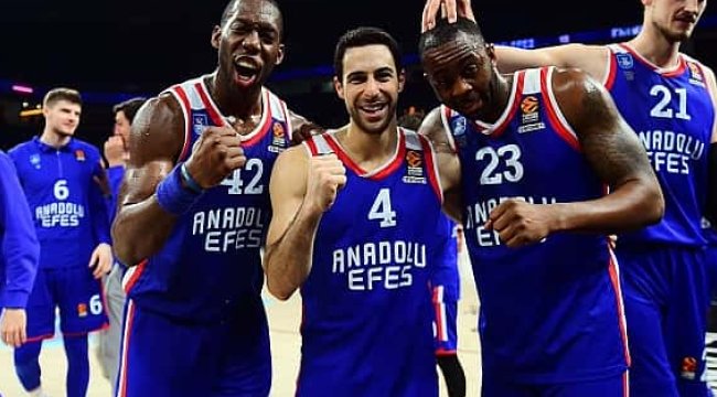 Anadolu Efes, Bayern’i Farklı Geçerek Playoff Hedefinde Bir Adım Daha Attı