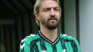 Caner Erkin'in Tokadı Futbol Dünyasını Sarsıyor: Özür Diledi!