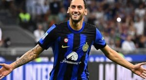 Hakan Çalhanoğlu'ndan Inter'e 2029 Müjdesi: Yenileme Görüşmeleri Başlıyor!