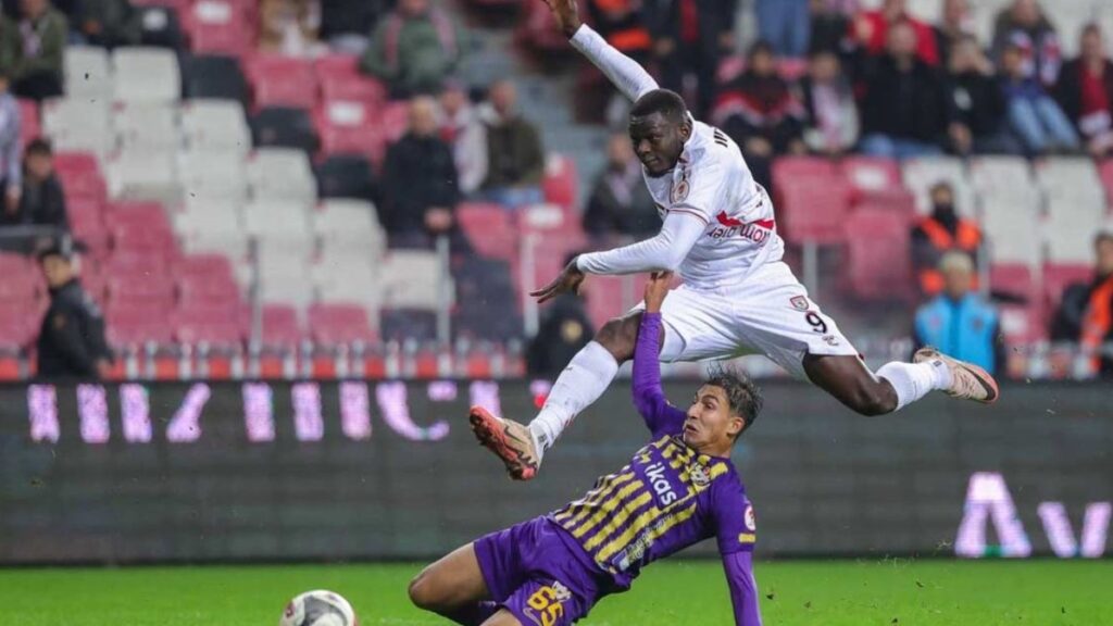 Samsunspor'un Kupadaki İhtişamlı Başlangıcı: Eyüpspor'u 2-1 Geçti