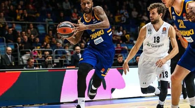Son Dakika: Darüşşafaka Tekfen, Son Saniyelerdeki Şok Yenilgiyle Yıkıldı!