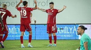 Ümraniyespor'un Fırtına Gibi Başlangıcı: 3-0'lık Şahane Galibiyet