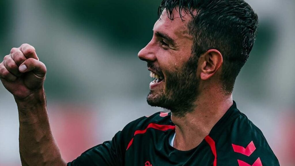 Samsunspor'da Emre Kılınç'ın Sakatlığı: 12 Haftalık Süreç Başlıyor!