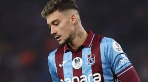Ernest Muçi'den Beşiktaş'a Veda: Sosyal Medya Temizliğiyle Şaşırttı!