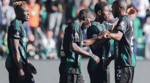 Kocaelispor, Gaziantep'i Farklı Geçti: Kırmızı Kart ve 3 Gol!