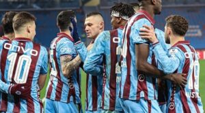 Trabzonspor, Karagümrük'ü Devirerek Zirve Mücadelesine Devam Etti!
