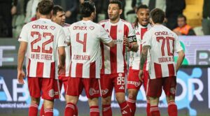 Antalyaspor'dan Fırtına Gibi Galibiyet: 4 Gollü Şov!