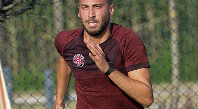 Cenk Tosun’un 1. Lig Macerası Başladı: Fatih Karagümrük’te Yeni Dönem!