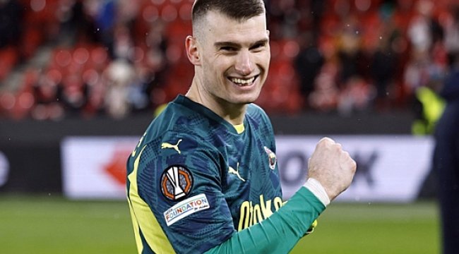 Fenerbahçe’nin Kaleci Meseleleri: Livakovic’in Geleceği Hangi Takımla Şekilleniyor?