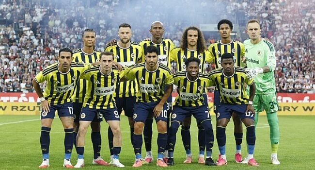 Fenerbahçe ve Sturm Graz: Şampiyonlar Ligi’nde Kritik Randevu Öncesi Muhtemel 11